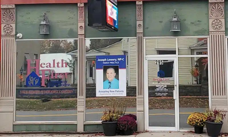 Calhoun Clinic Exterior